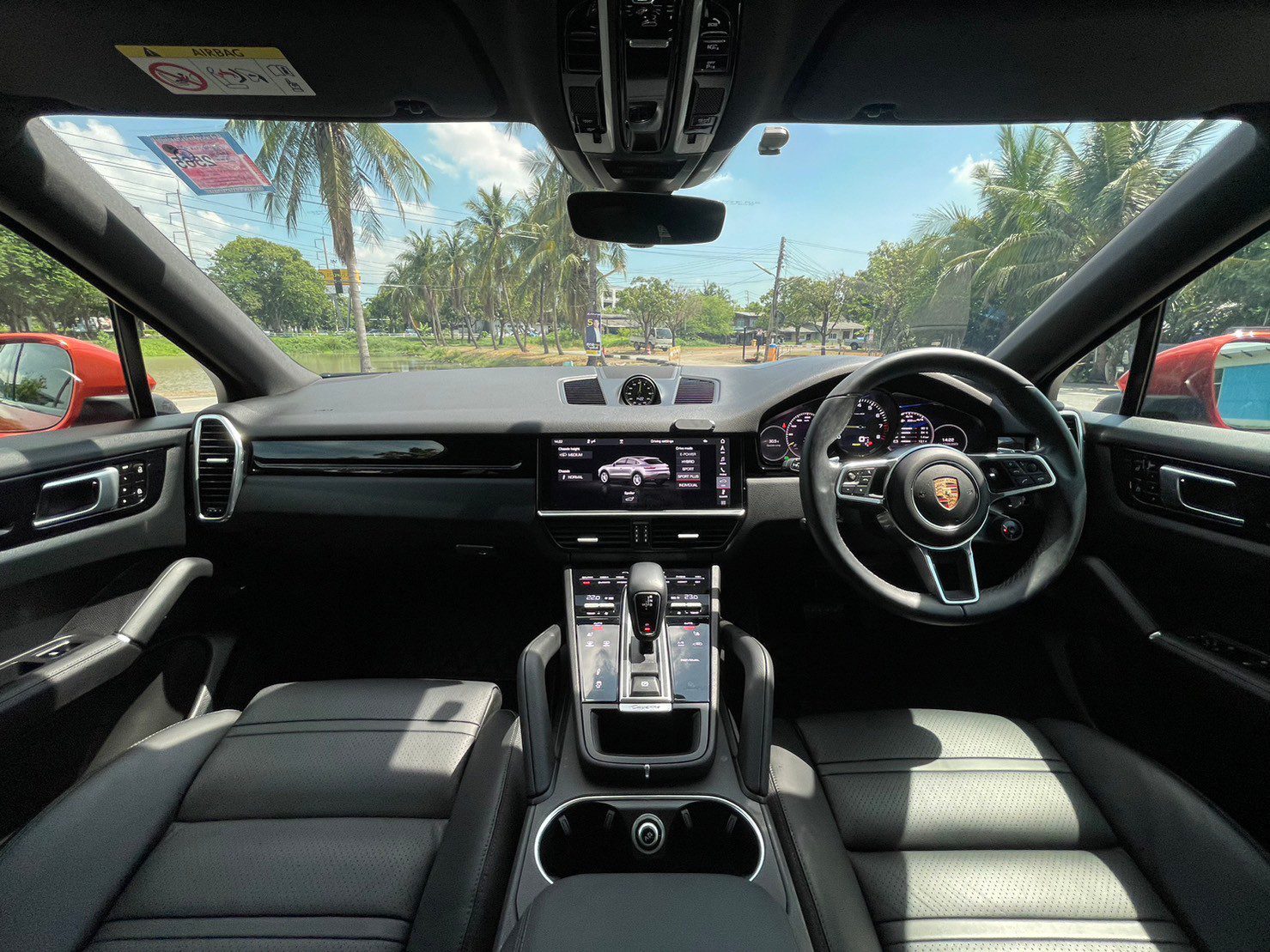 2020 Porsche Cayenne e-hybrid Coupe