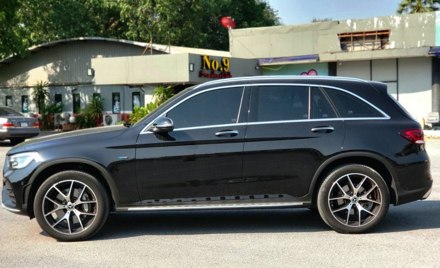 2020 Mercedes Benz GLC300e AMG 4MATIC