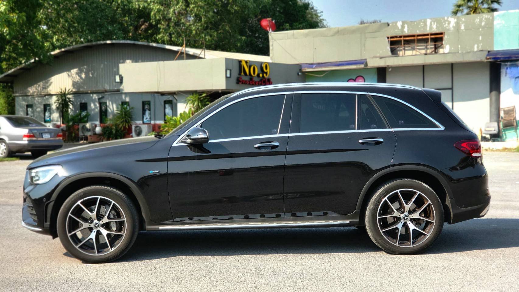 2020 Mercedes Benz GLC300e AMG 4MATIC