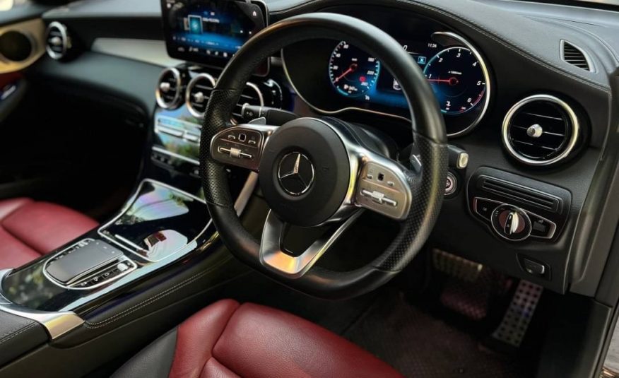 2019 Mercedes-Benz GLC220d Coupe AMG dynamic