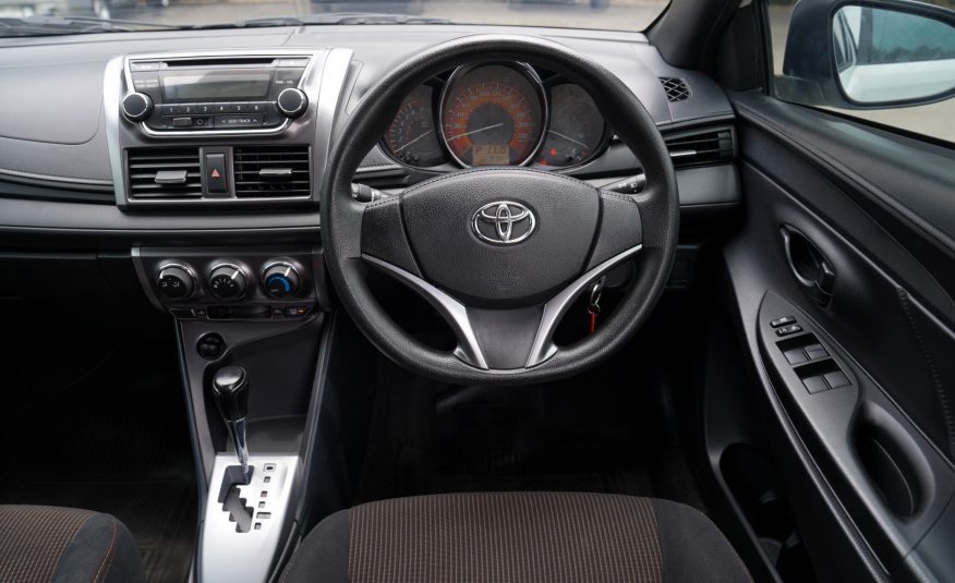 2015 TOYOTA YARIS 1.2 E AT