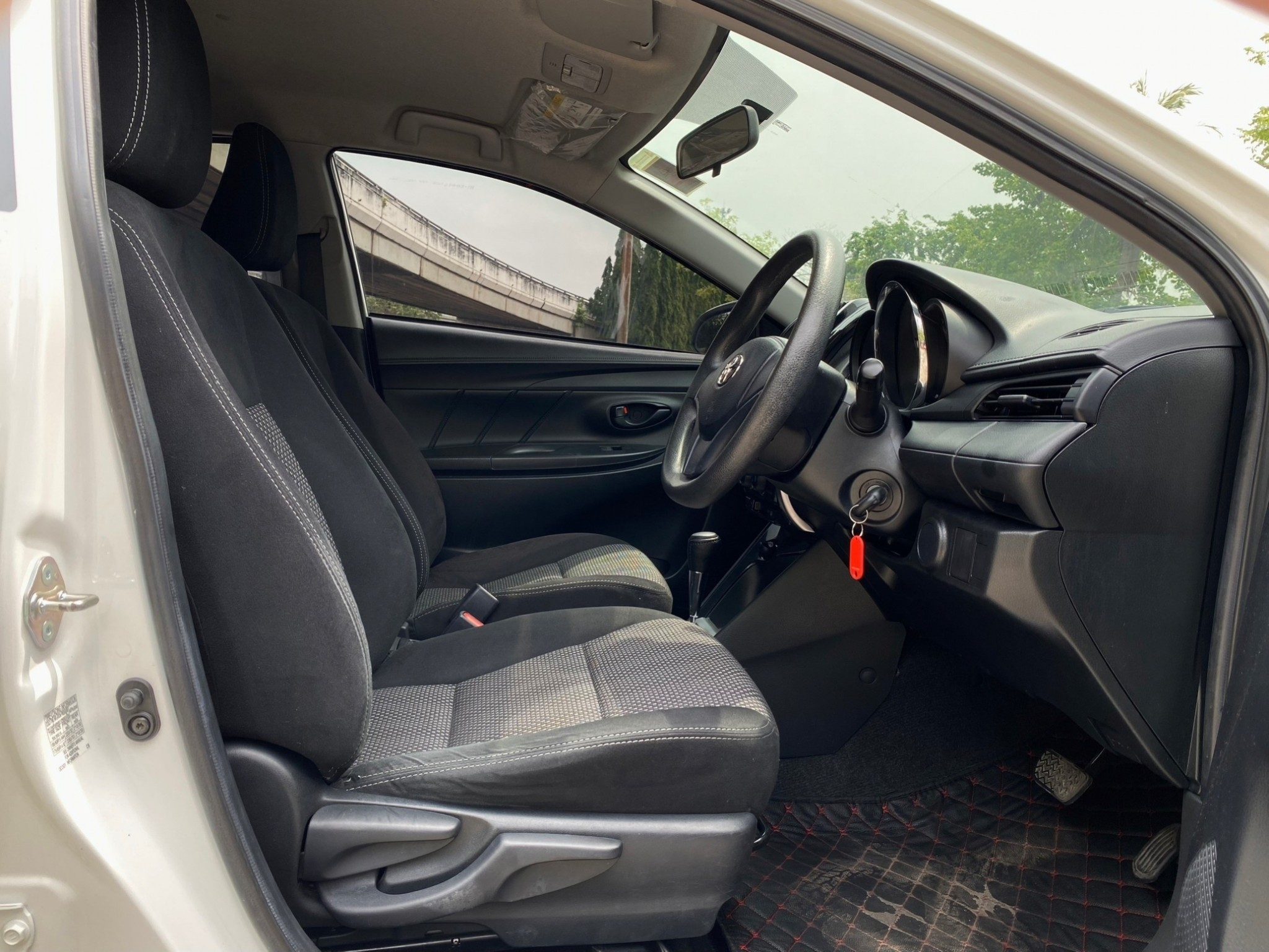TOYOTA VIOS 1.5 J AT