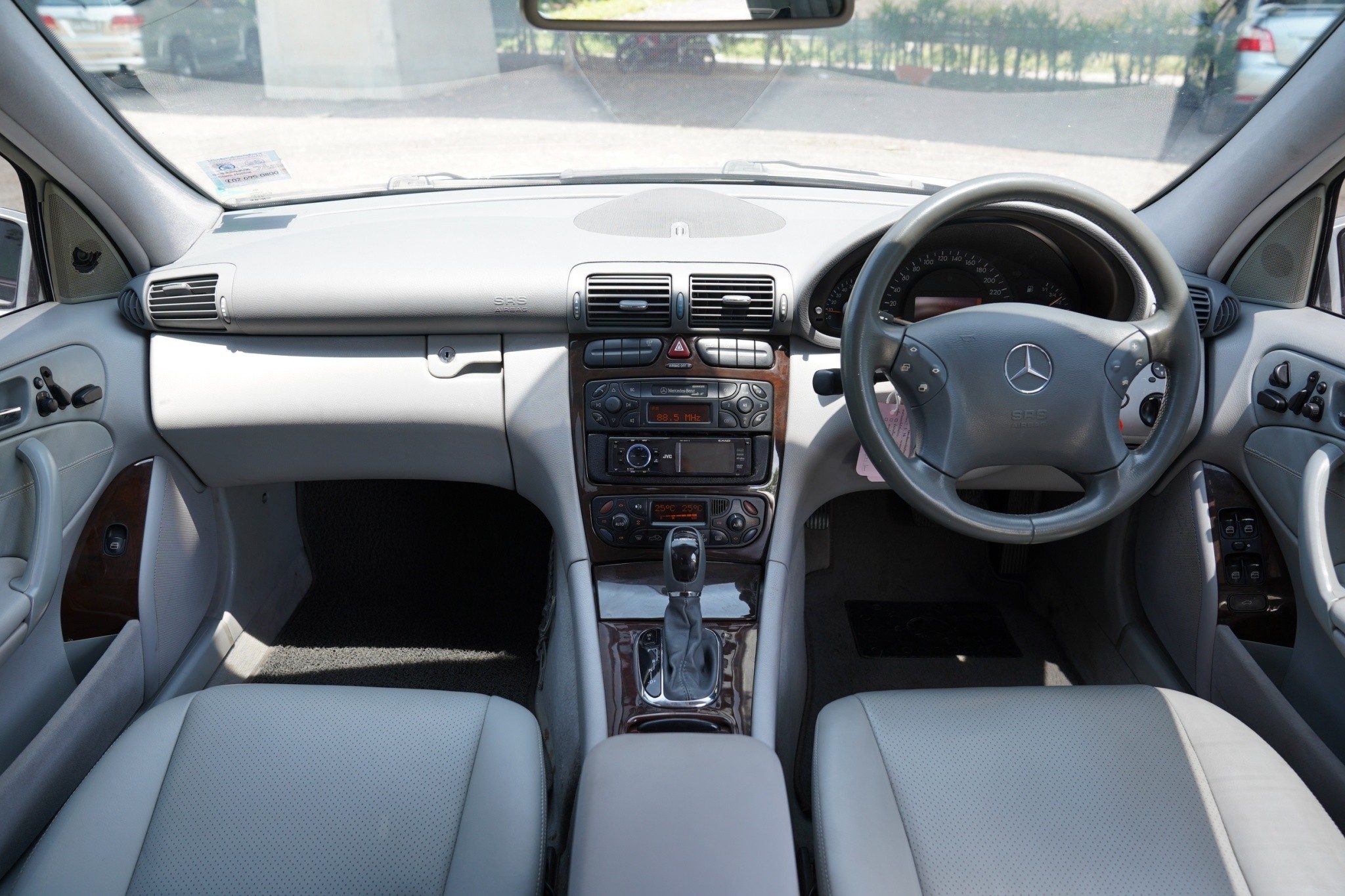 2002 BENZ C200 2.0 KOMPRESSOR