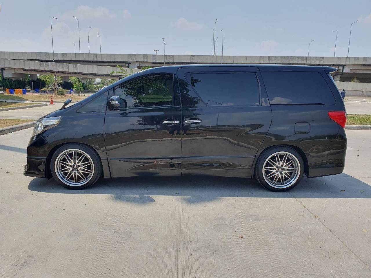 2013 TOYOTA ALPHARD 2.4 V