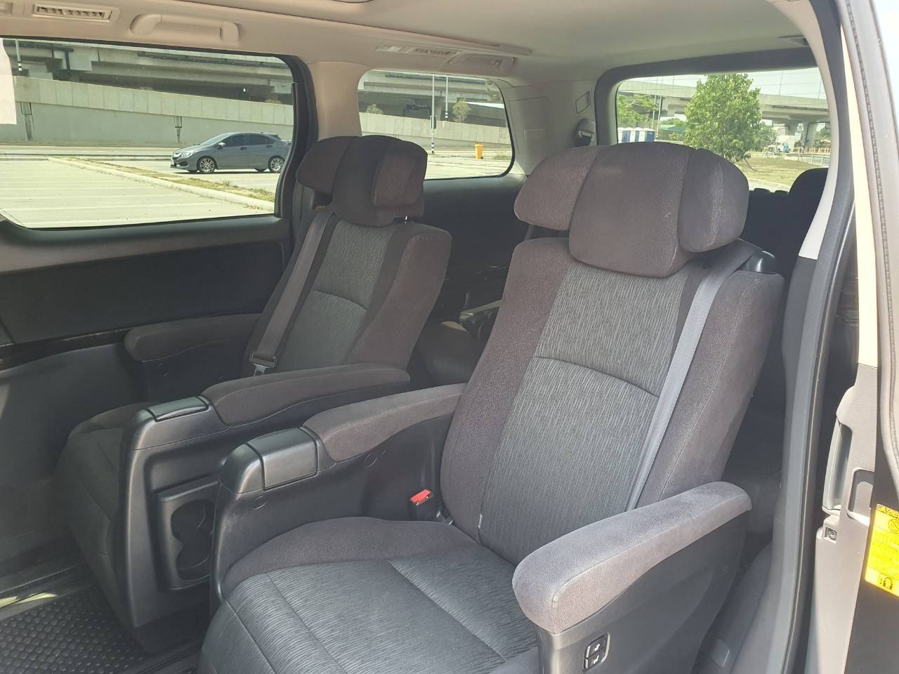 2013 TOYOTA ALPHARD 2.4 V