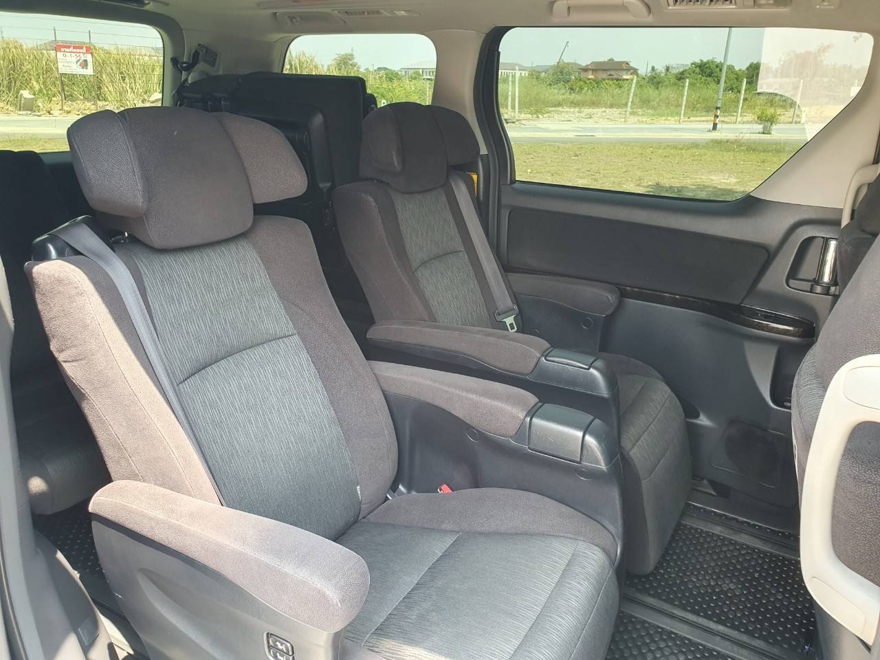 2013 TOYOTA ALPHARD 2.4 V