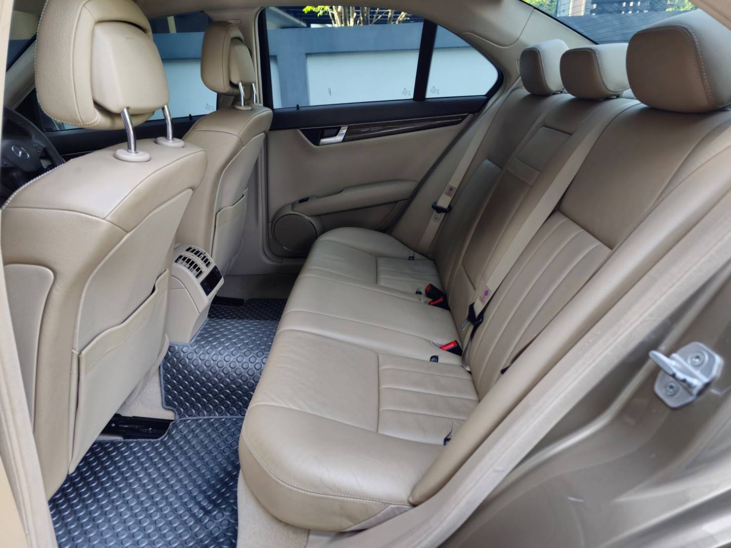 2010 Benz C200 1.8 CGI BlueEFFICIENCY
