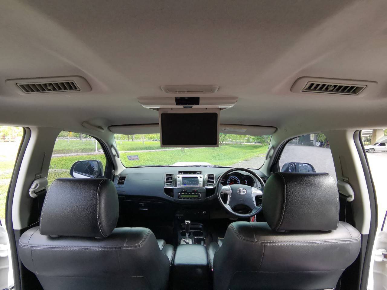 2014 TOYOTA FORTUNER 2.5 V AT 2WD