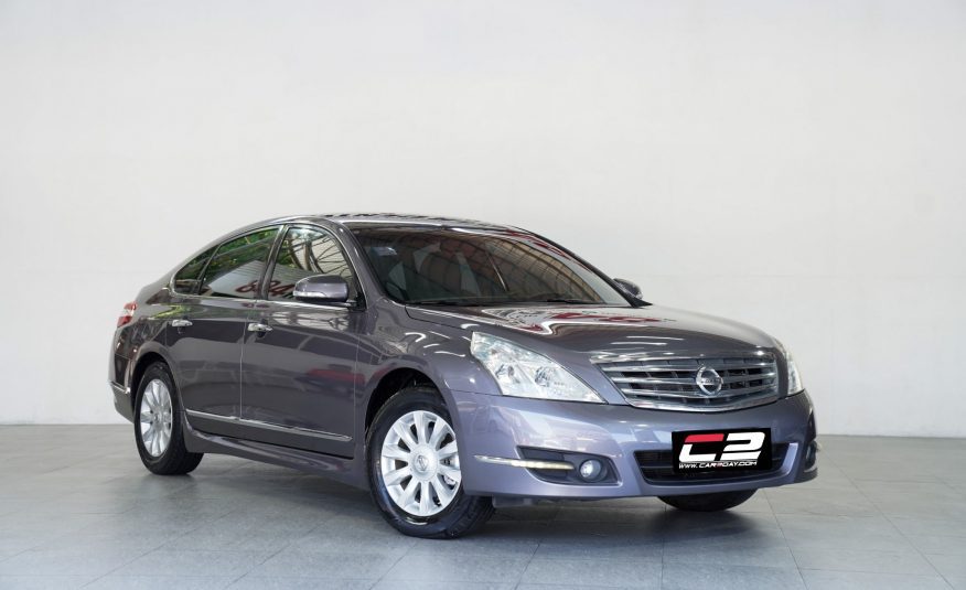 NISSAN TEANA 2.0 XL AT