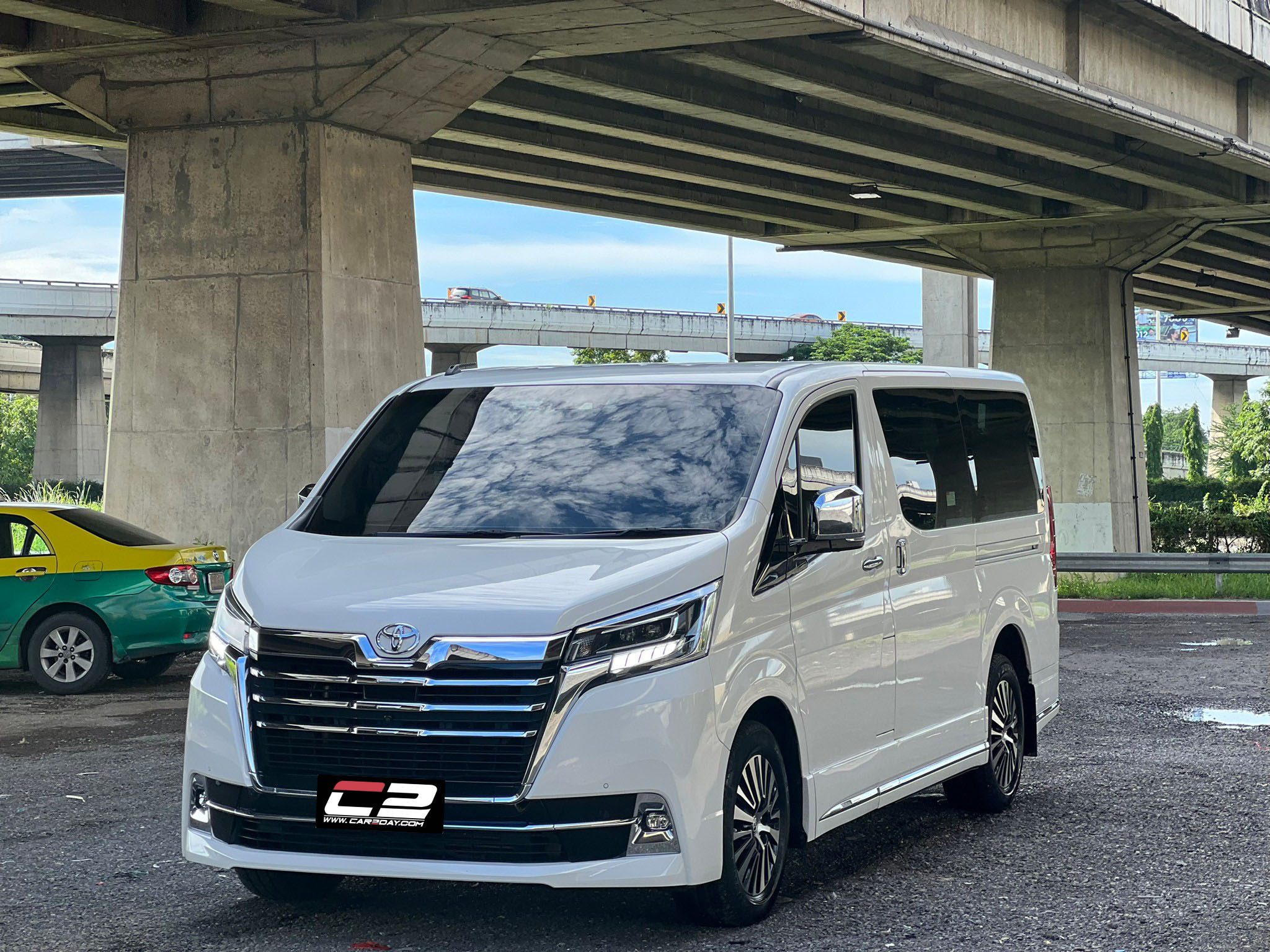 2019 Toyota Majesty Grande