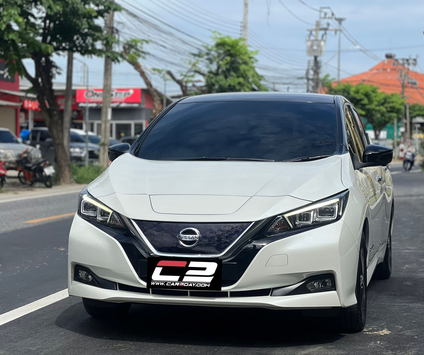 2019 NISSAN LEAF Hatch FWD (CBU,EV)