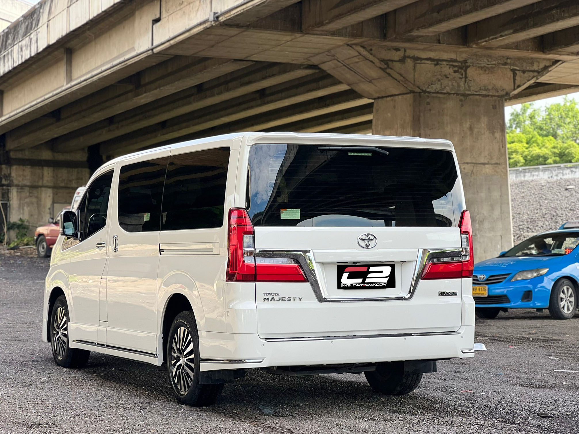 2019 Toyota Majesty Grande