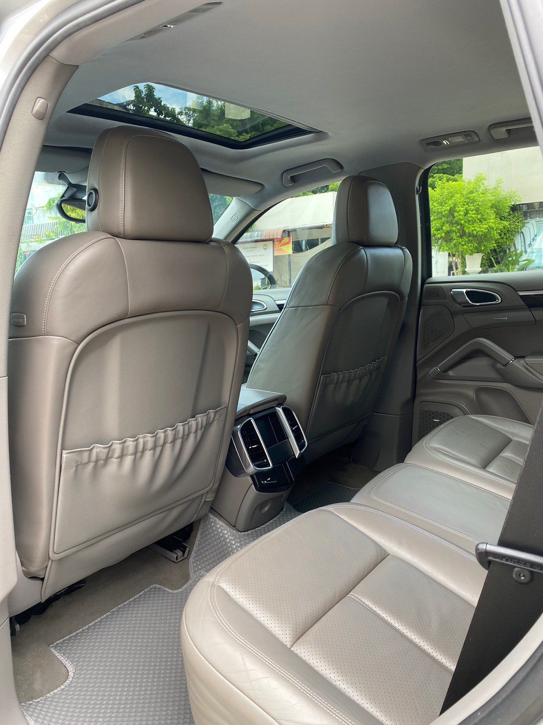 2010 Porsche Cayenne S