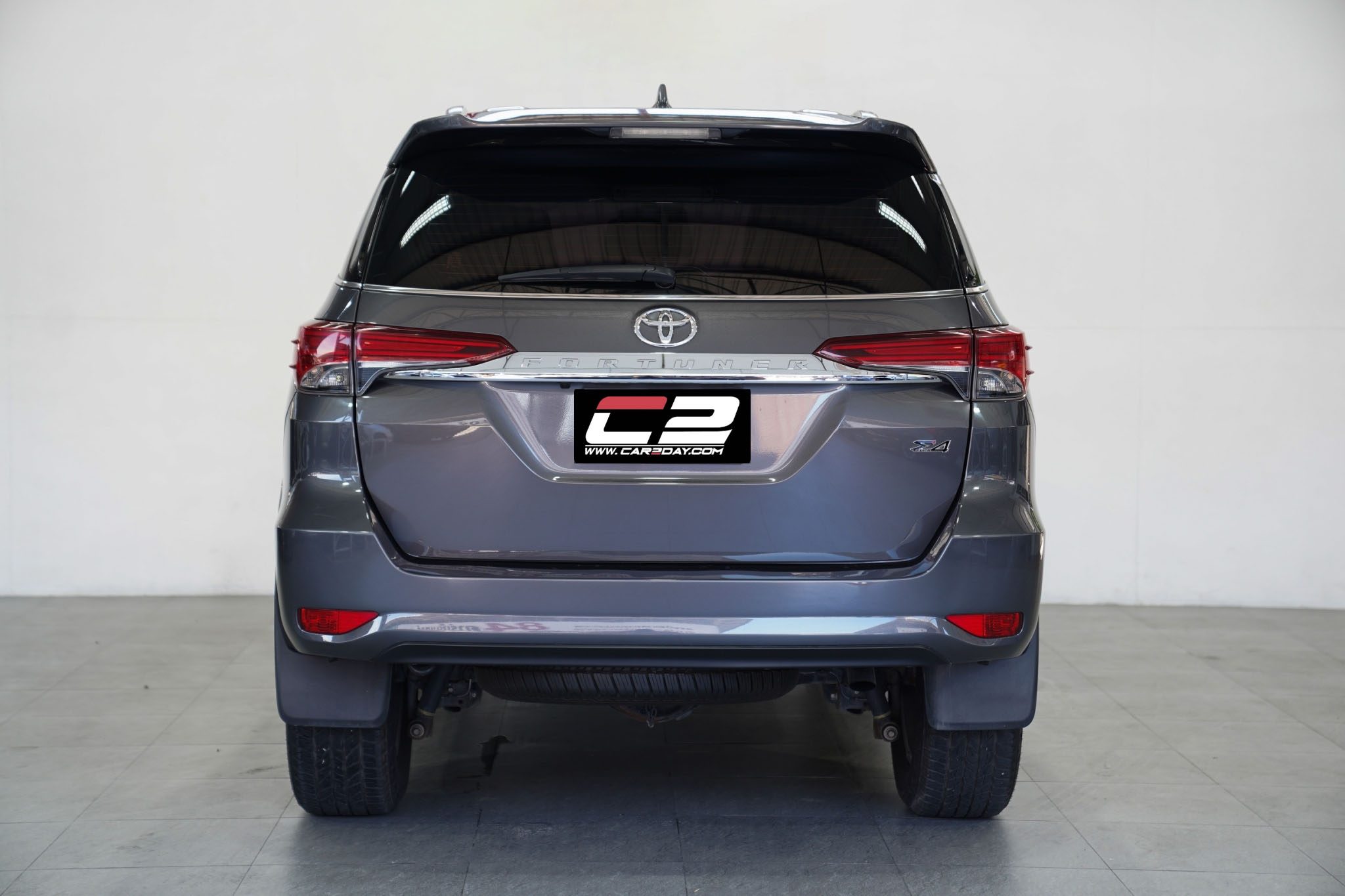 2019 TOYOTA FORTUNER 2.4 V SIGMA 4 AT/4WD