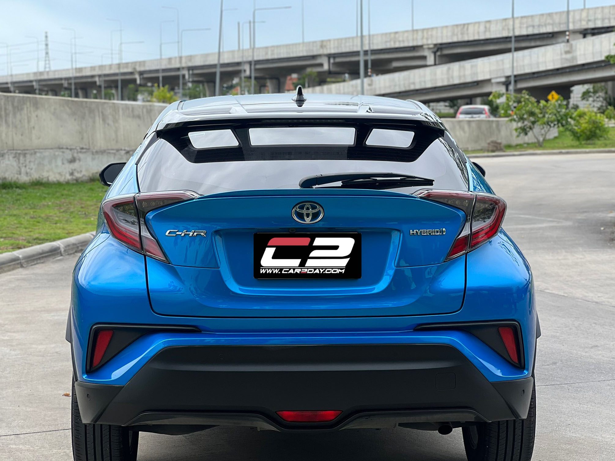 2018 TOYOTA CHR 1.8 (Hybrid) MID