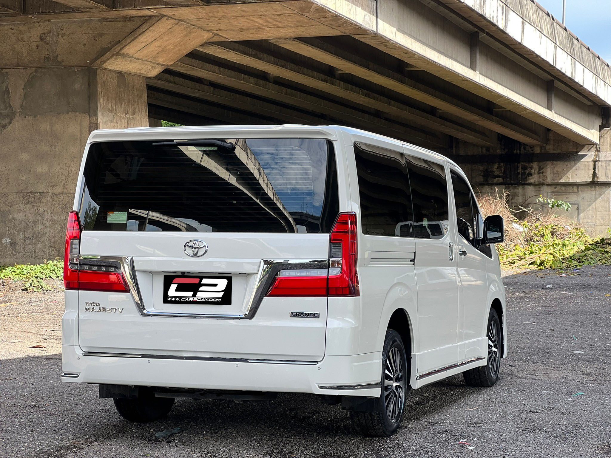 2019 Toyota Majesty Grande