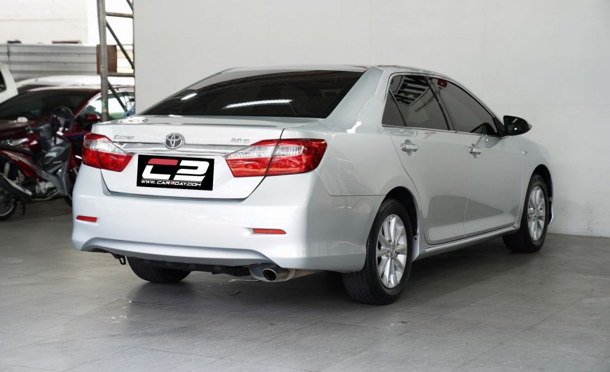 2012 TOYOTA CAMRY 2.0 G AT