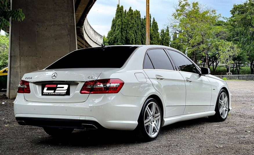 2011 BENZ E-CLASS E200 CGi AMG