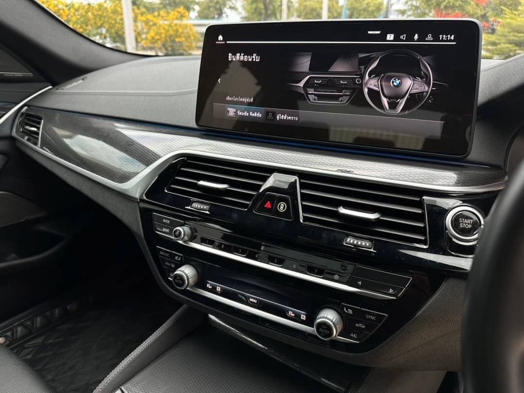 2021 BMW 530e M Sport LCI