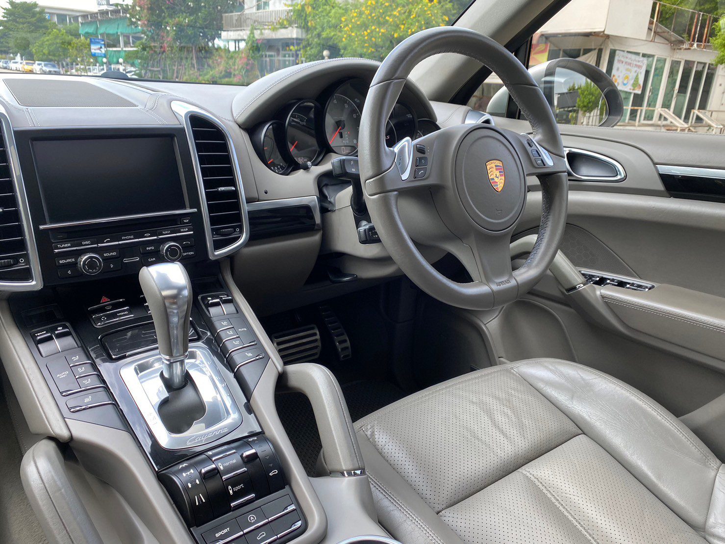 2010 Porsche Cayenne S