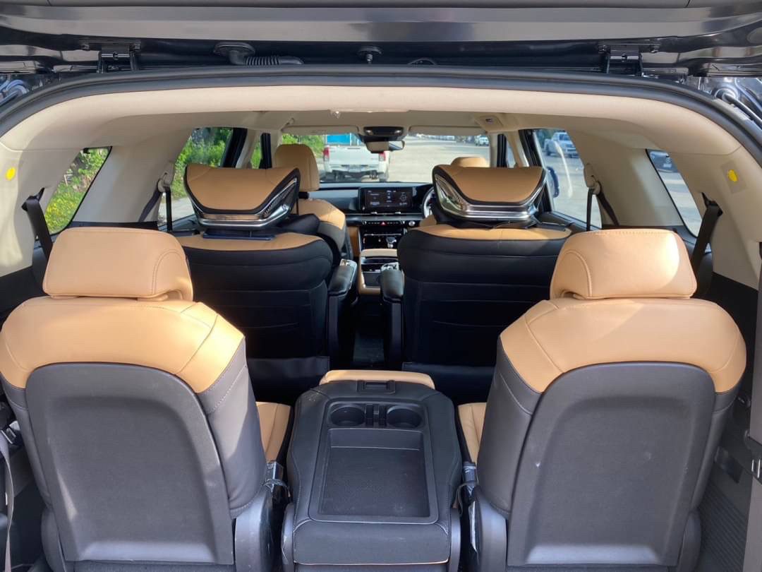 2022 KIA Carnival EX