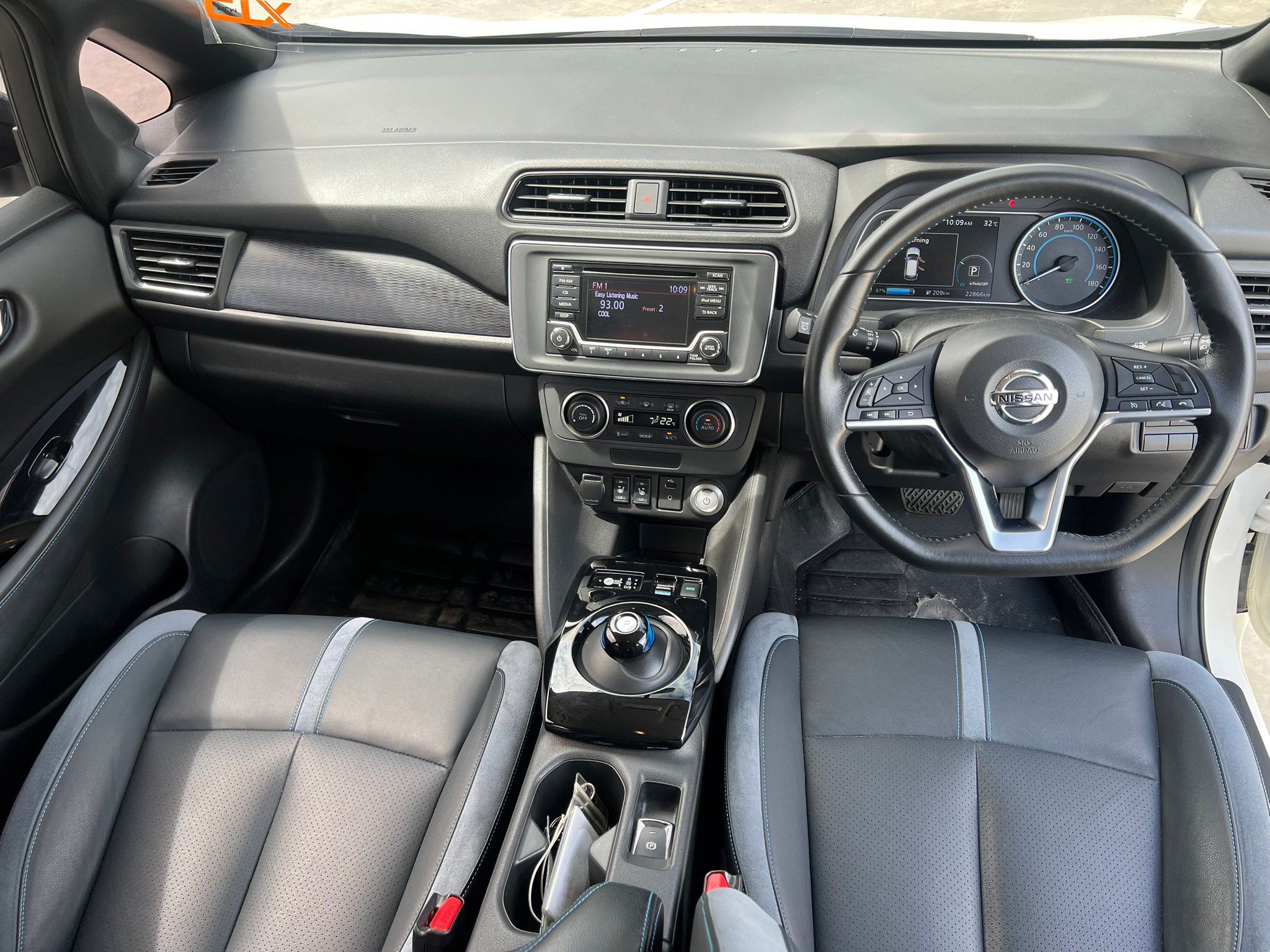 2019 NISSAN LEAF Hatch FWD (CBU,EV)