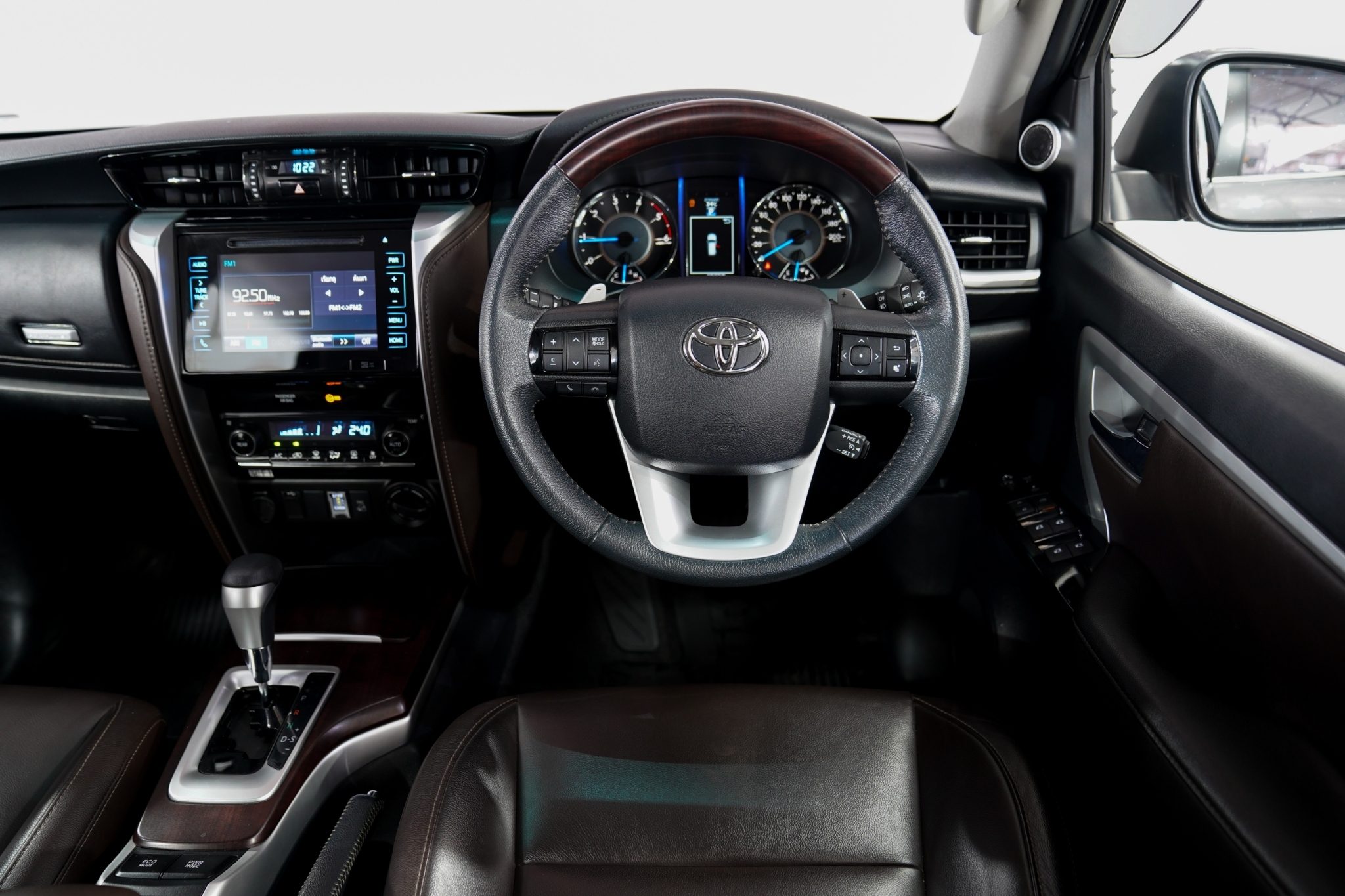2019 TOYOTA FORTUNER 2.4 V SIGMA 4 AT/4WD