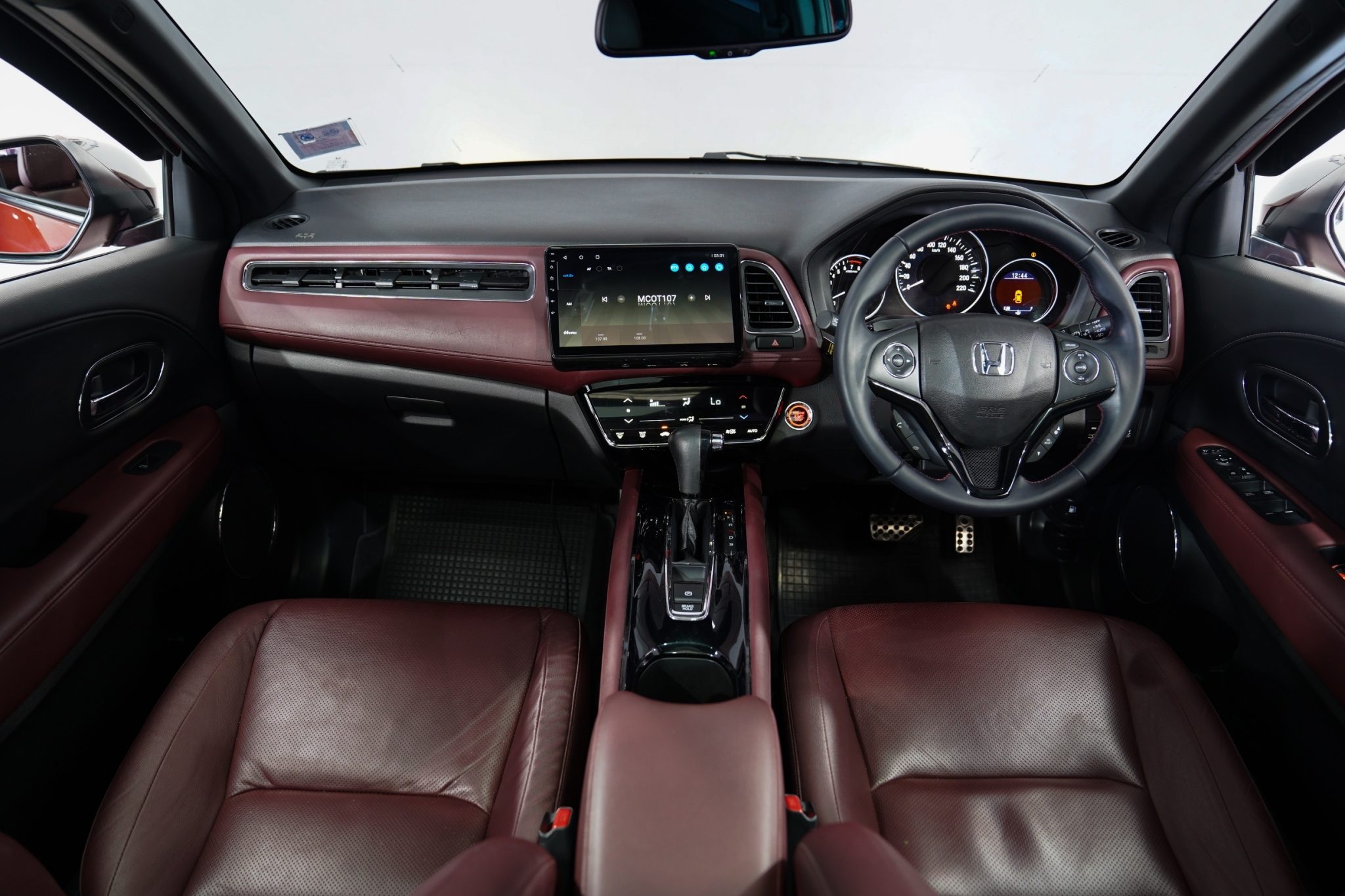 2019 HONDA HRV 1.8 RS AT