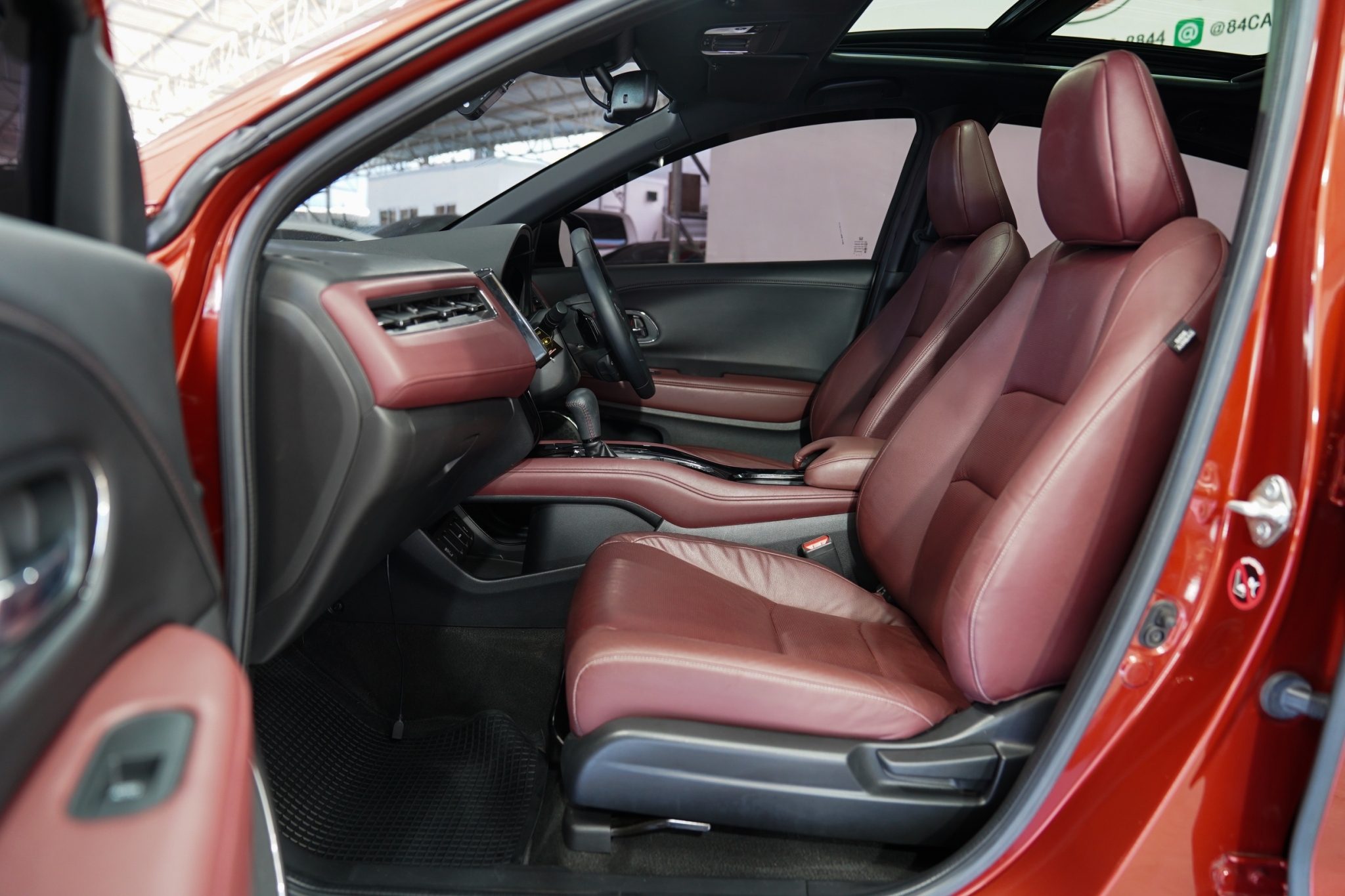 2019 HONDA HRV 1.8 RS AT