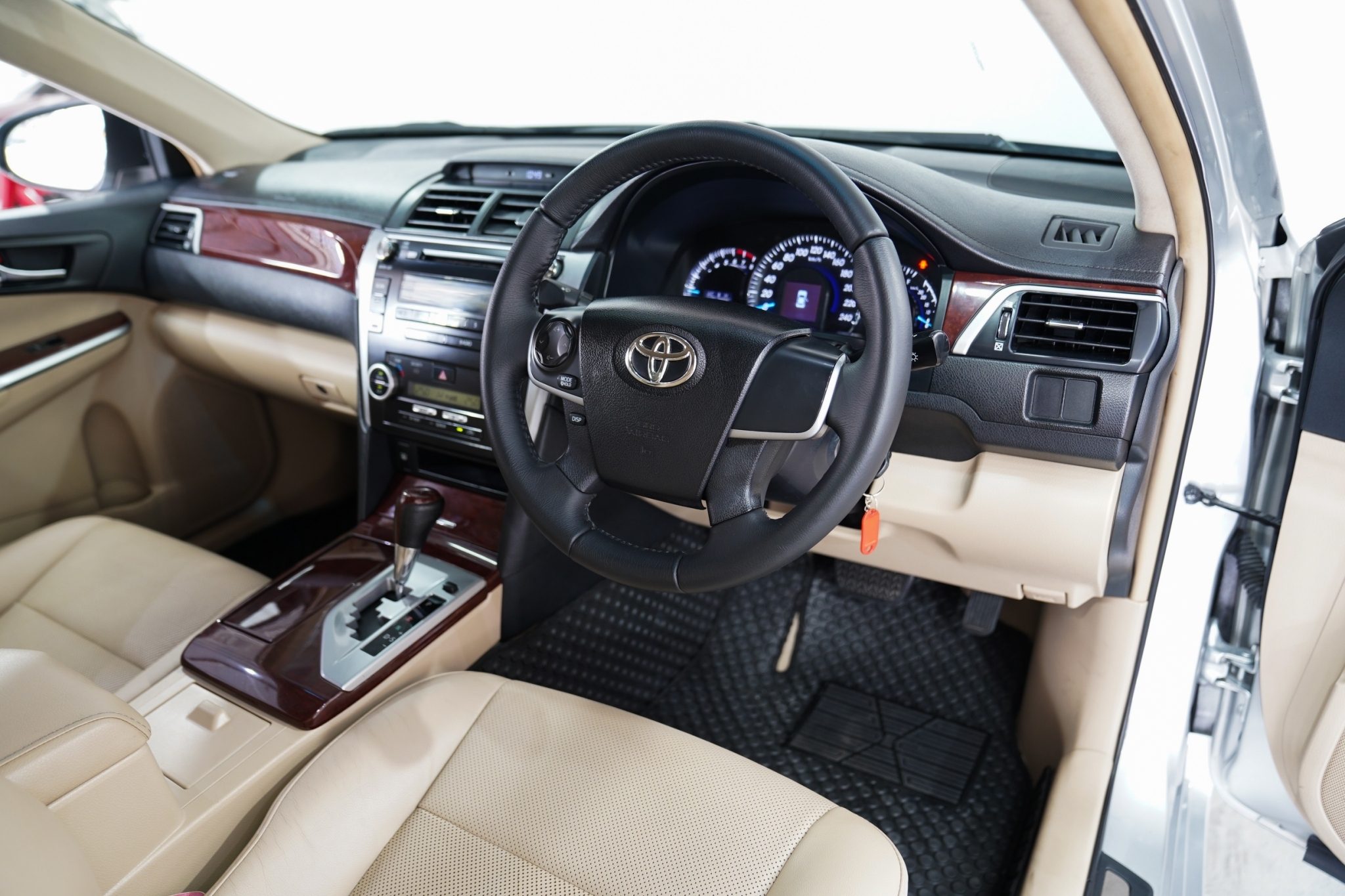 2012 TOYOTA CAMRY 2.0 G AT