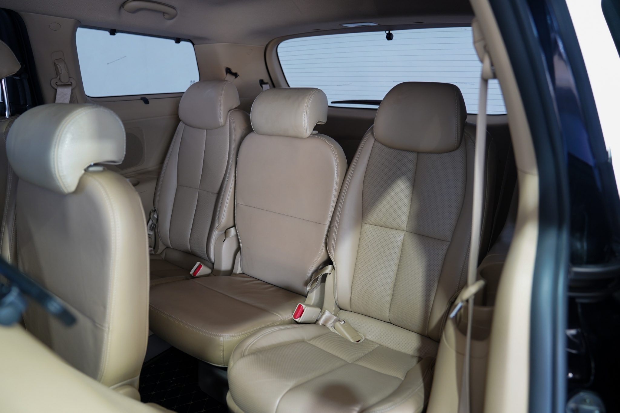 2016 Kia Grand Carnival 2.2 EX AT