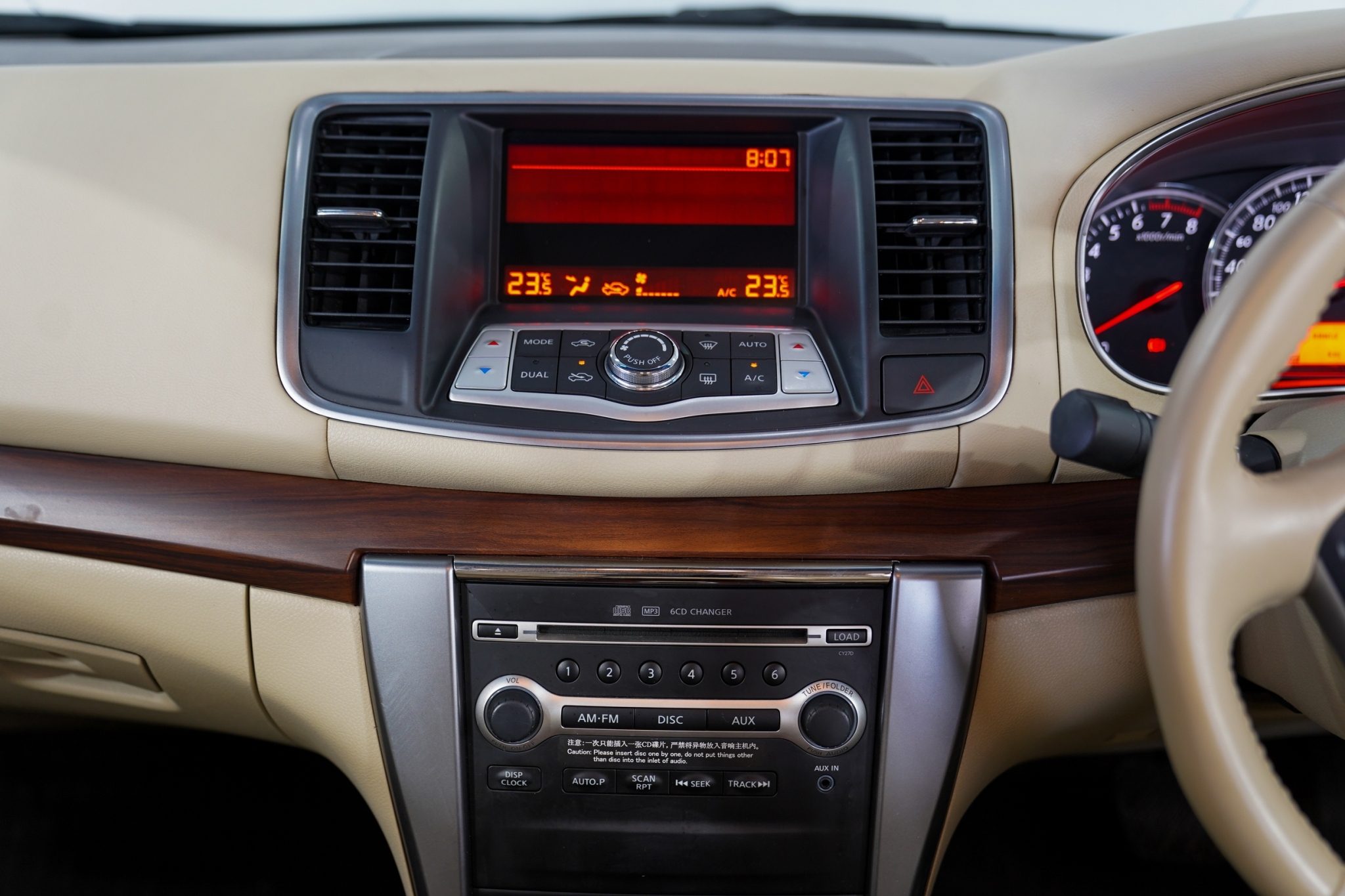 NISSAN TEANA 2.0 XL AT