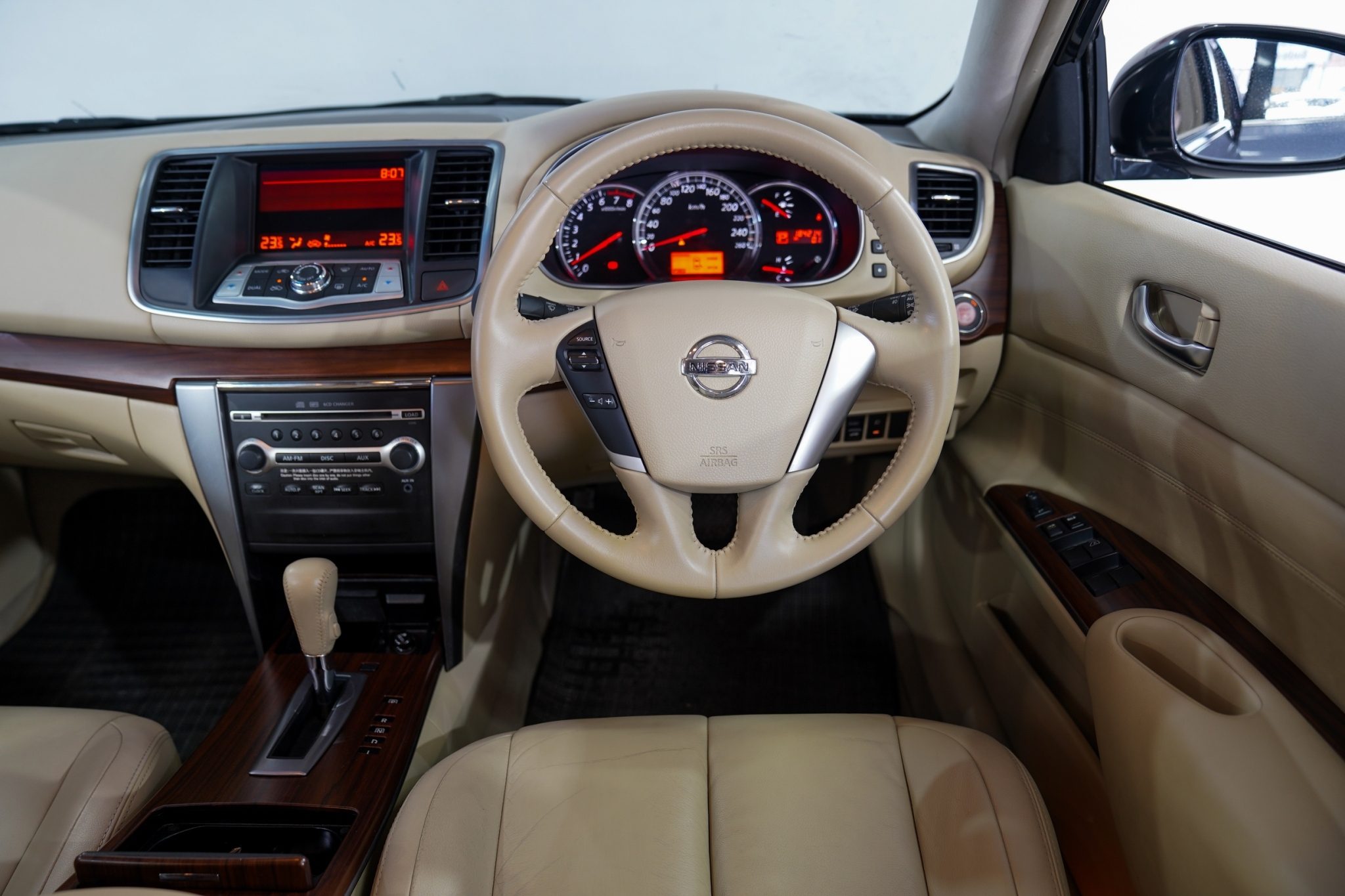 NISSAN TEANA 2.0 XL AT