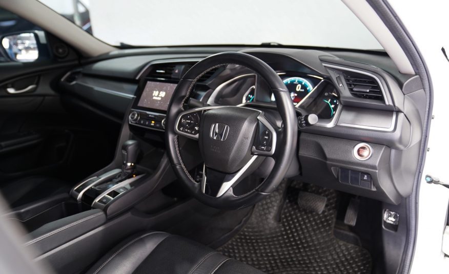 2016 HONDA CIVIC 1.8 EL AT