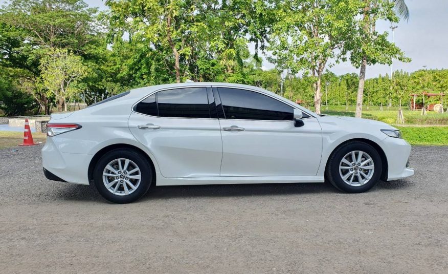 2019 TOYOTA CAMRY 2.0 G