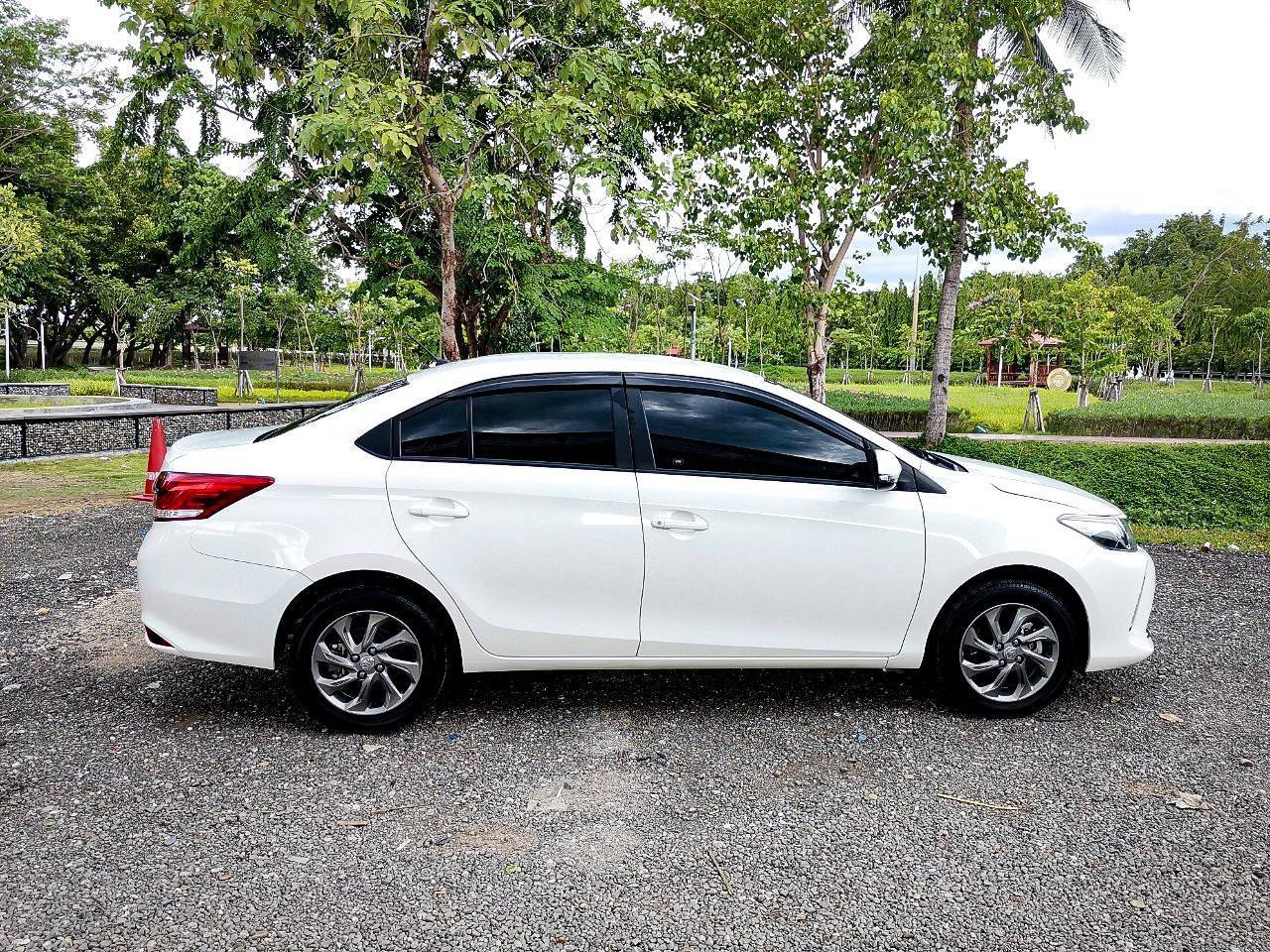 2020 TOYOTA VIOS 1.5 MID