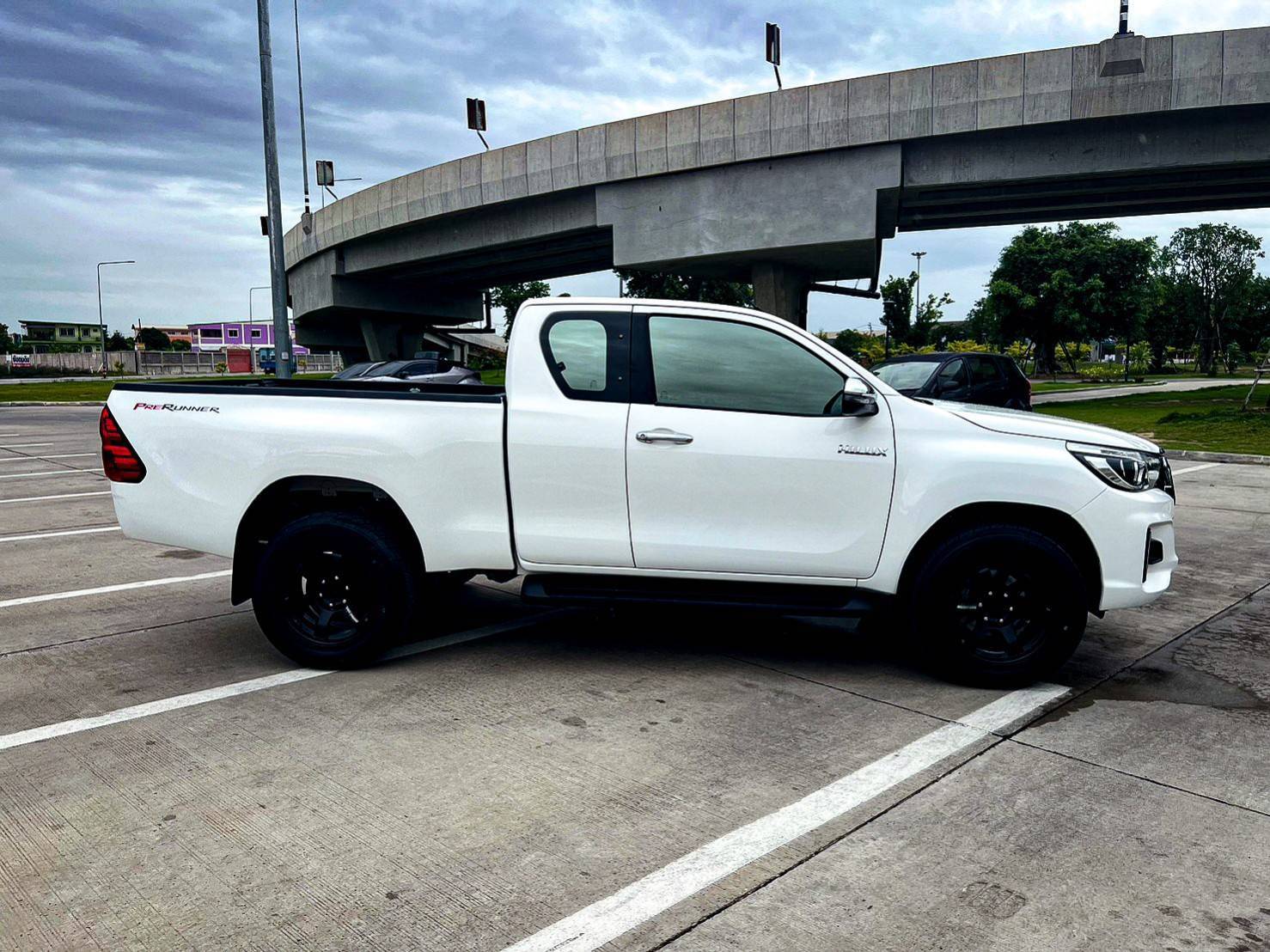 2019 TOYOTA HILUX REVO 2.4 E PLUS PRERUNNER SMART CAB