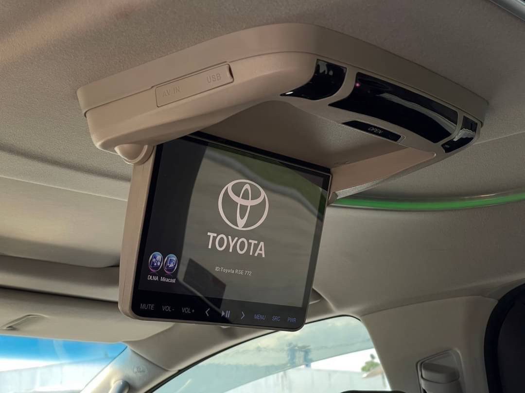 2015 Toyota Vellfire 2.5 ZG Edition