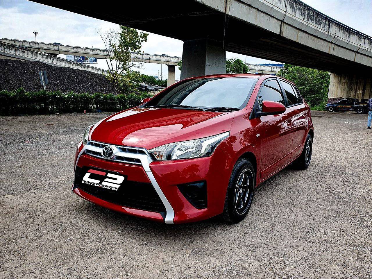 2014 TOYOTA YARIS ECO 1.2 E