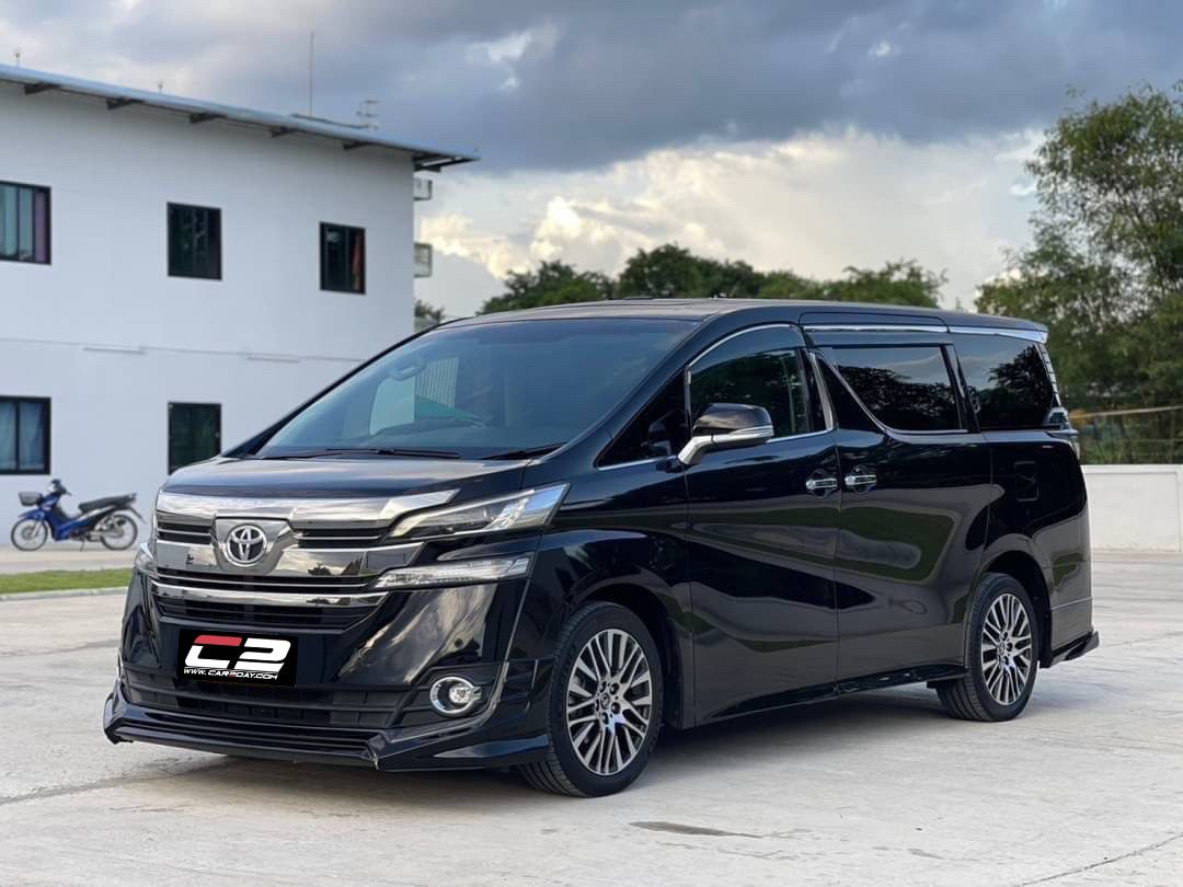 2015 Toyota Vellfire 2.5 ZG Edition
