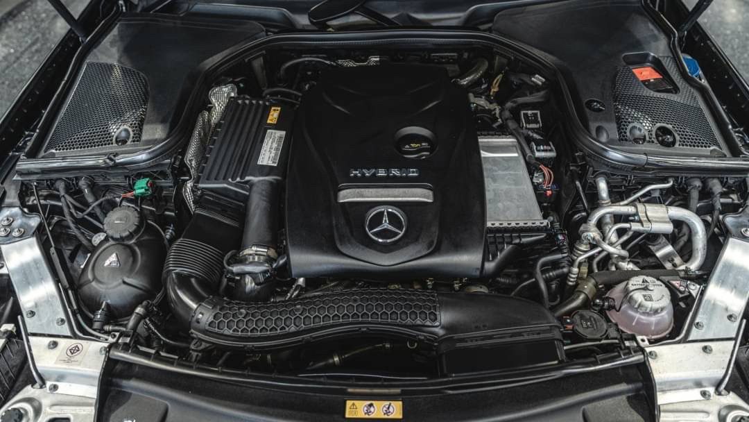 2021 Mercedes-Benz E300e AMG Dynamic Plug-in Hybrid (Facelift)