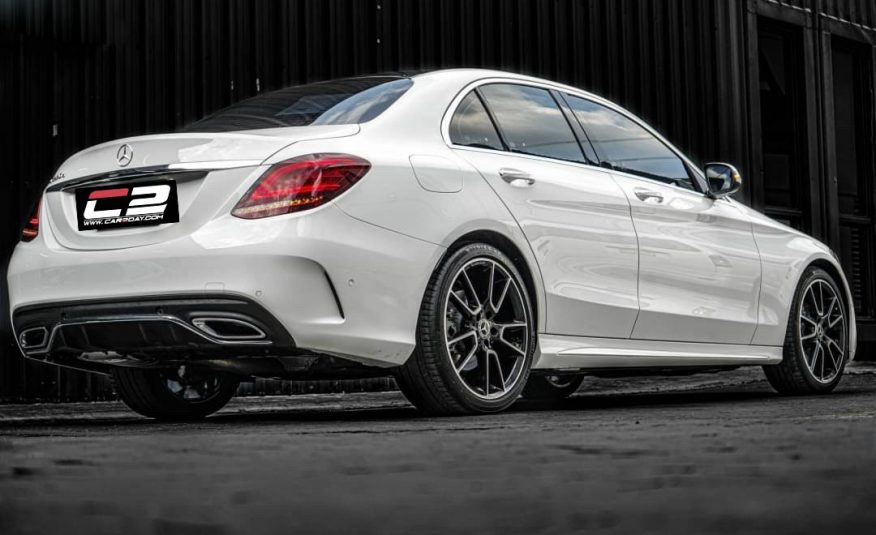 2022 Mercedes Benz C220d AMG Dynamic