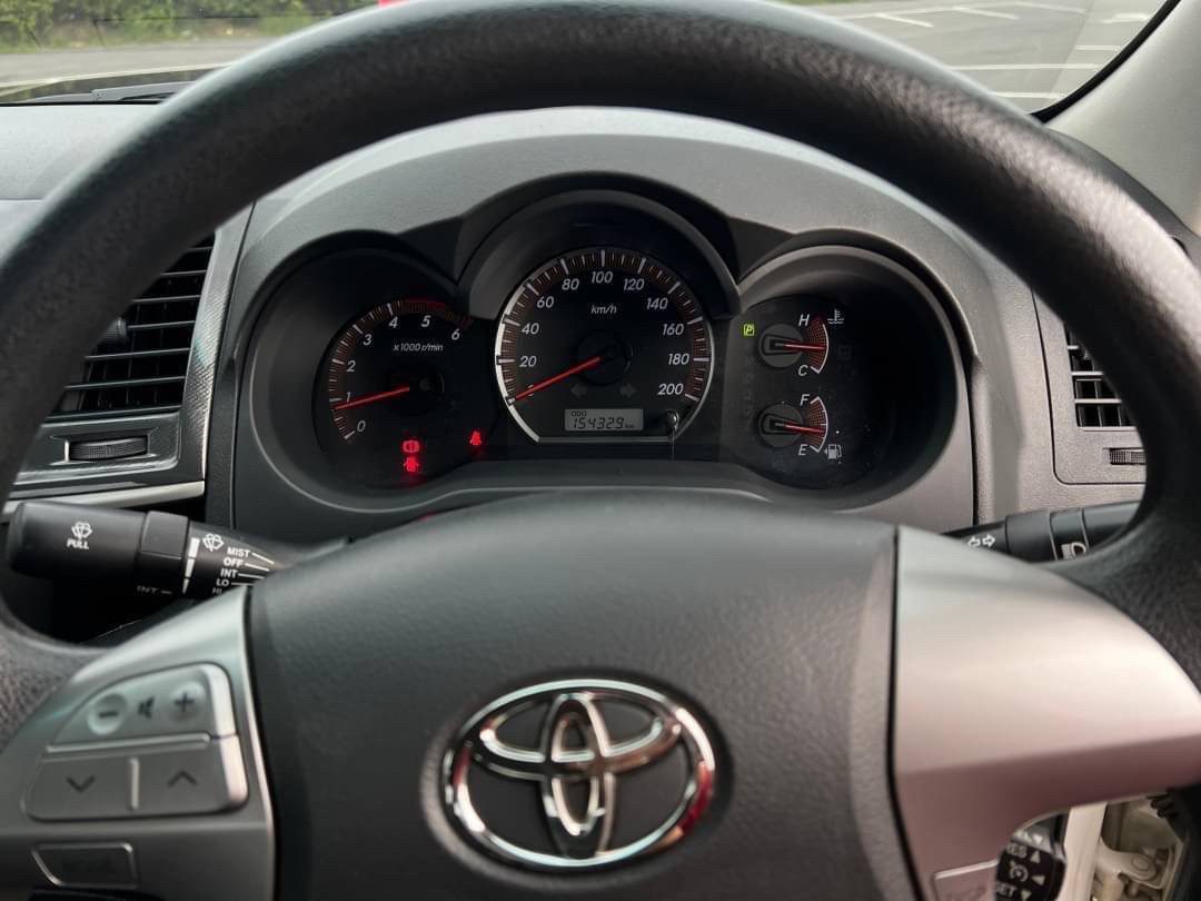 2012 TOYOTA VIGO CHAMP Pickup 4dr DCab Prerunner G Auto 5sp RWD
