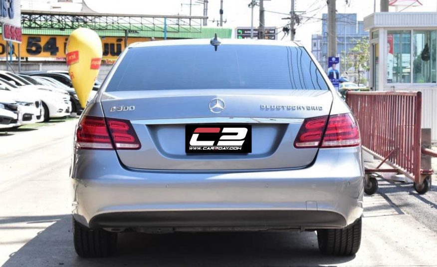 2015 Mercedes-Benz E300 BLUETEC HYBRID