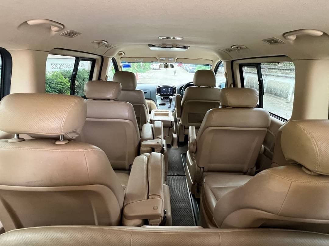 2019 Hyundai H-1 2.5 รุ่น Elite Van