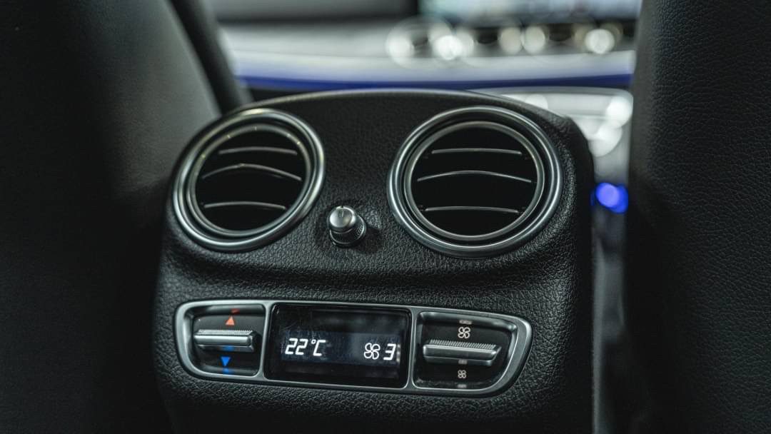 2021 Mercedes-Benz E300e AMG Dynamic Plug-in Hybrid (Facelift)