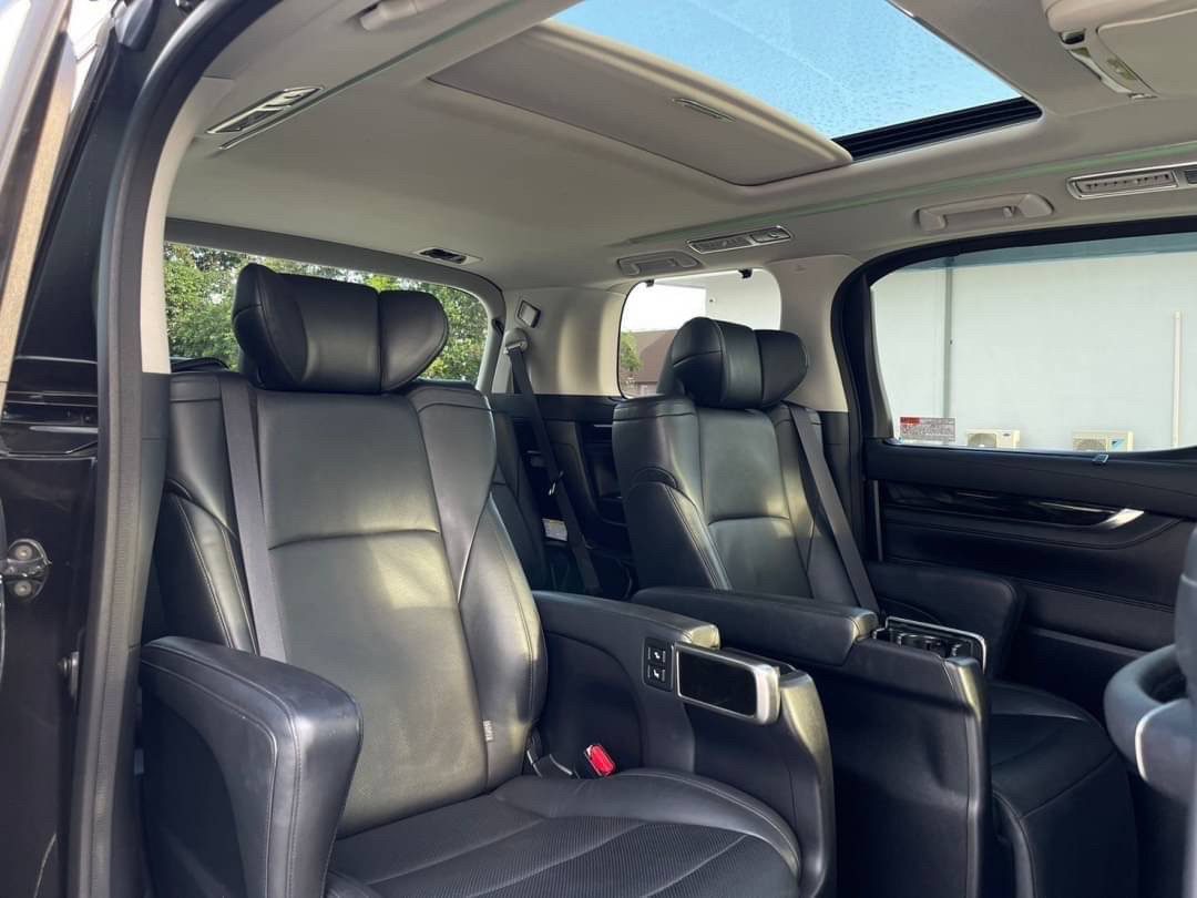 2015 Toyota Vellfire 2.5 ZG Edition