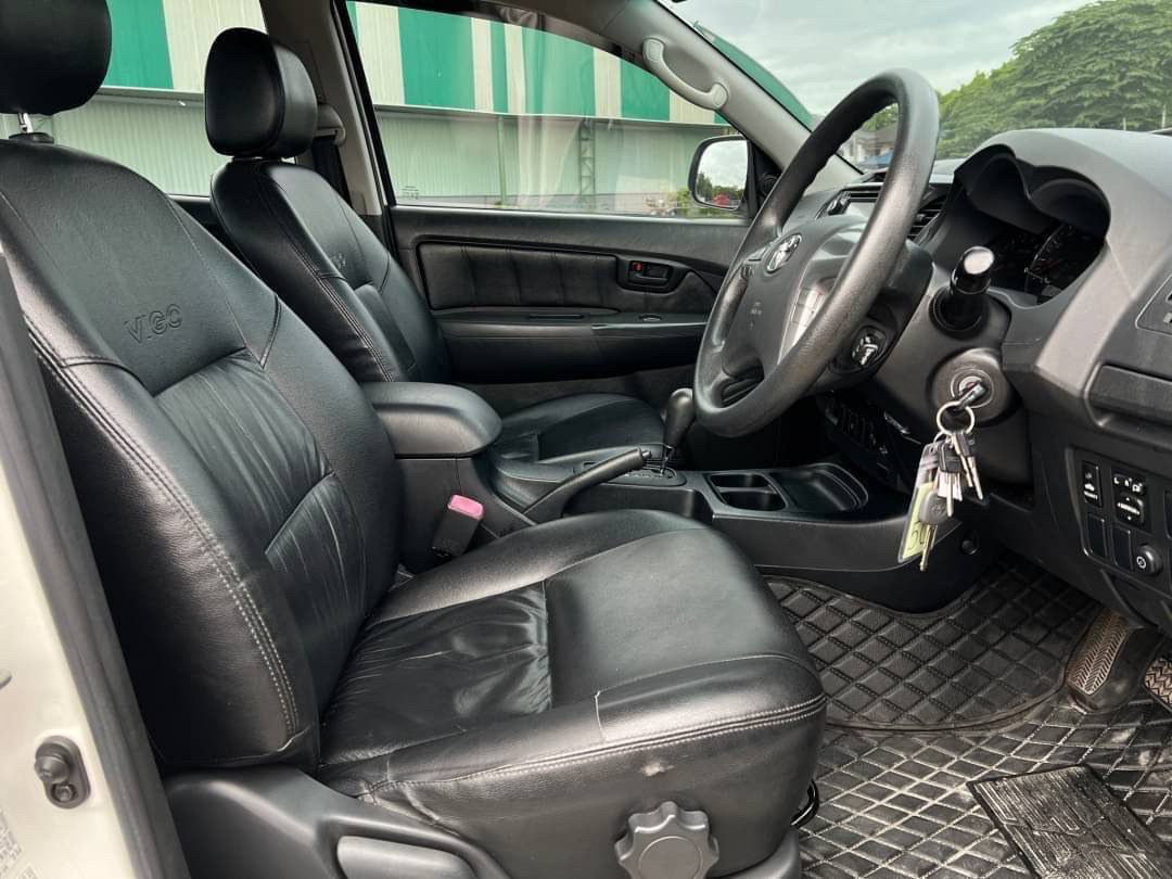2012 TOYOTA VIGO CHAMP Pickup 4dr DCab Prerunner G Auto 5sp RWD