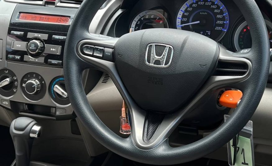 2013 HONDA CITY 1.5V