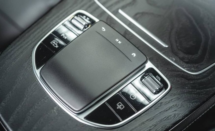 2021 Mercedes-Benz E300e AMG Dynamic Plug-in Hybrid (Facelift)